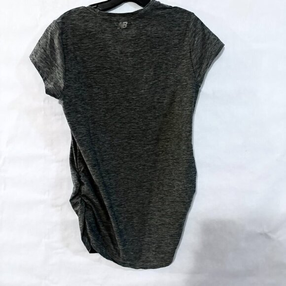 New Balance Gray Tee Running Shirt Rash Guard Size Large EUC - Picture 5 of 6